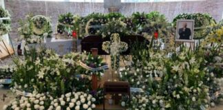 Realizan misa en memoria de René Juárez Cisneros