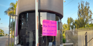 Cierran Parque Industrial en Etla; pobladores piden pagos
