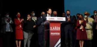 Abuchean morenistas a Delgado y proclaman a Sheinbaum presidenta