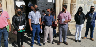 Sindicalizados del municipio de Oaxaca piden pago de pensiones; amagan con paro