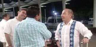 Exhiben a Felipe Calderón sin cubrebocas en boda de Oaxaca
