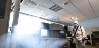 Administración sanitiza diario complejos y oficinas de gobierno