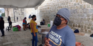 14 de junio instala plantón indefinido en palacio municipal de Oaxaca