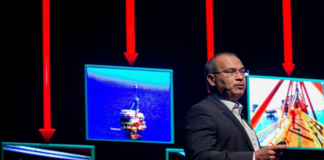 Autorizan reprogramar audiencia inicial de ex director de Pemex