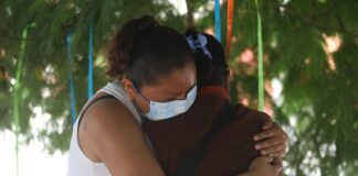 Familiares de desaparecidos en Oaxaca crean el “Árbol de la Esperanza”