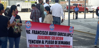 Bloquean crucero del Estadio de Béisbol para exigir apoyos