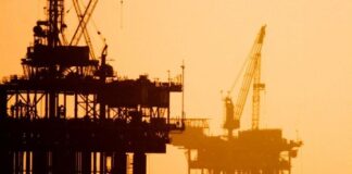 Petrolera rusa arranca perforación de pozo exploratorio en México