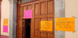 Trabajadores de limpieza paran labores por falta de pagos