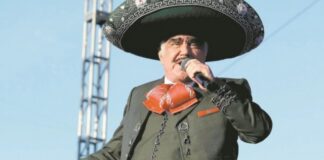 Hospitalizan otra vez a Vicente Fernández