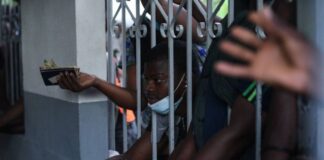 Haitianos llegan con heridas expuestas a albergue de Oaxaca