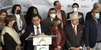 Ahora Morena va contra la UNAM, pide a la UIF investigarla