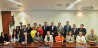 ‘PAN y Vox son lo mismo; retoña lo peor de la derecha’, dice AMLO