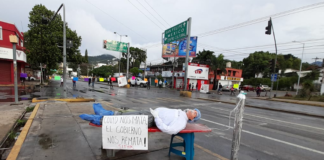 Sindicalizados de salud reactivan protestas