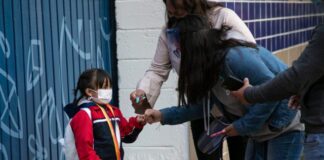 Ordenan a SEP garantizar agua en escuelas y mejorar protocolo de sanidad