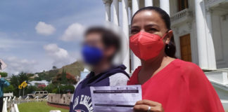 Tras ganar amparo, vacunan a 18 menores contra COVID-19 en Oaxaca