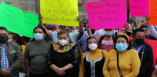 Con protesta, comerciantes ambulantes exigen espacios