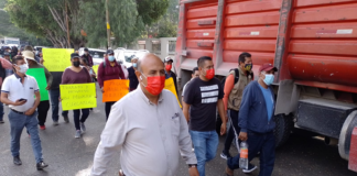 Marchan trasportistas de la CTM; acuerdan mesa de diálogo con SEMARNAT