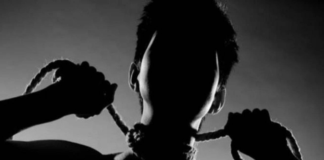 Fallecen menores asfixiadas por reto viral