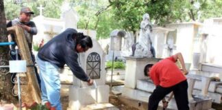 Oaxaca cerrará panteones en Día de Muertos por pandemia de covid