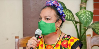 Titular de la Sebien atiende compromisos en gira de trabajo por Juchitán
