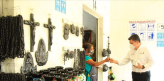 Entrega Sectur Oaxaca sello Safe Travels a servicios turísticos de Coyotepec