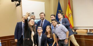 Legisladores del PAN evaden hablar sobre las ligas con Vox
