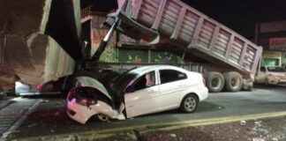 Cae puente peatonal en la autopista México – Texcoco