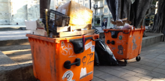 Se siguen acumulando montones de basura en la ciudad de Oaxaca