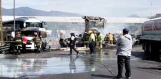 Aumenta a 19 cifra de muertos por choque en la México-Puebla
