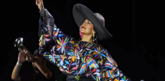 Lila Downs lleva los colores y sonidos de Oaxaca hasta Dubái