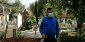 Autoridades de Huayápam cierran panteón Jardín, exigen pago al municipio de Oaxaca