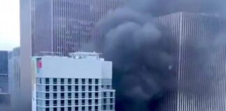 Se incendia edificio cerca del Rockefeller Center en NY