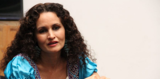 Por segunda vez, hackean WhatsApp de Susana Harp