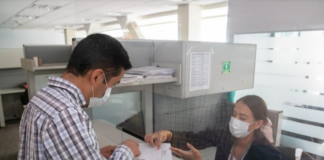 Mantiene Administración trabajo presencial con guardias rotativas