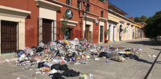Sindicalizados radicalizan acciones y tiran montones de basura