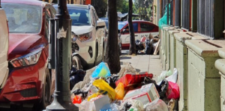 Nuevamente montones de basura invaden la capital oaxaqueña