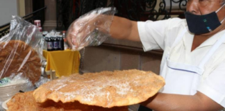 Recomienda IMSS Oaxaca no caer en excesos de comida durante fiestas decembrinas