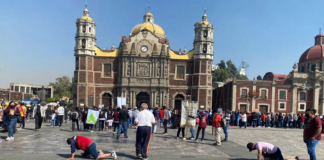 Llegan más peregrinos de Puebla, Veracruz y Oaxaca a la Basílica de Guadalupe