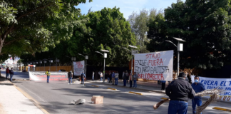 Sindicalizados de la UABJO cierran CU y Junta Local