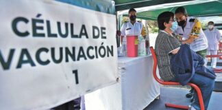 Maestros recibirán tercera dosis a principios del 2022