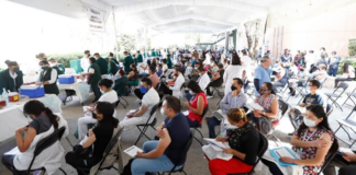 Avanza aplicación de vacuna de refuerzo contra COVID-19