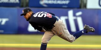 Marco Tovar al staff de pitcheo de Guerreros de Oaxaca