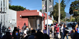 Con protesta, pobladores de Ayoquezco piden auditoría para edil