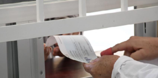 IEEPO entrega incentivos de REDES-SEP