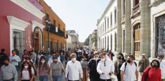 Inaugura Neri muestra fotográfica del 90 aniversario del descubrimiento de la tumba 7 de Monte Albán