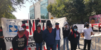 Normalistas toman edificio de la Sección 22