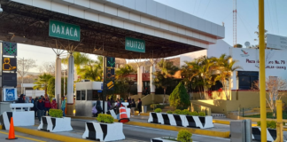 Nuevamente normalistas toman la caseta de Huitzo