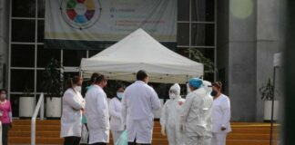 OPS alerta que variante ómicron «no es una simple gripita», puede causar muerte y estrés