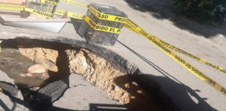 Se forma “socavón” en Barrio de Xochimilco