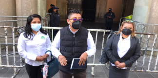 Protestan Telebachilleratos Comunitarios para exigir mesa de trabajo con Murat